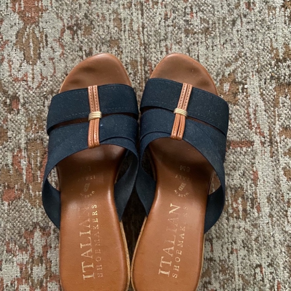 Italian ShoeMakers ~ Sandals